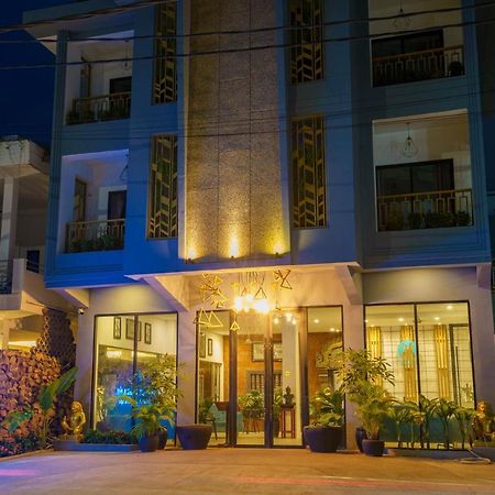 The Rabbit Hole Hotel & Spa 시엠리아프 외부 사진