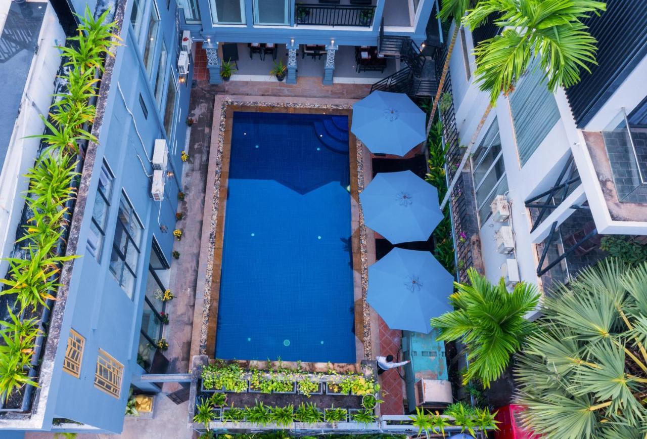 The Rabbit Hole Hotel & Spa 시엠리아프 외부 사진