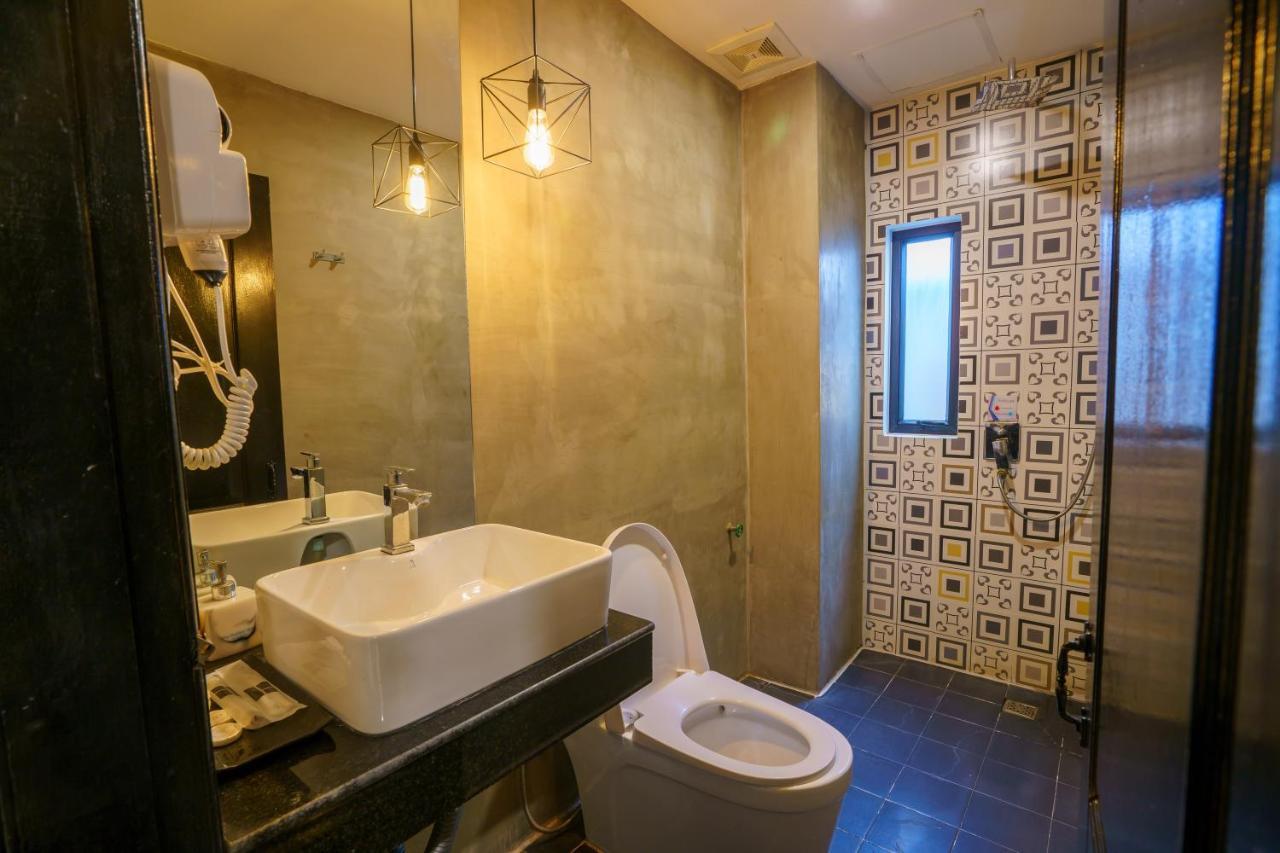 The Rabbit Hole Hotel & Spa 시엠리아프 외부 사진